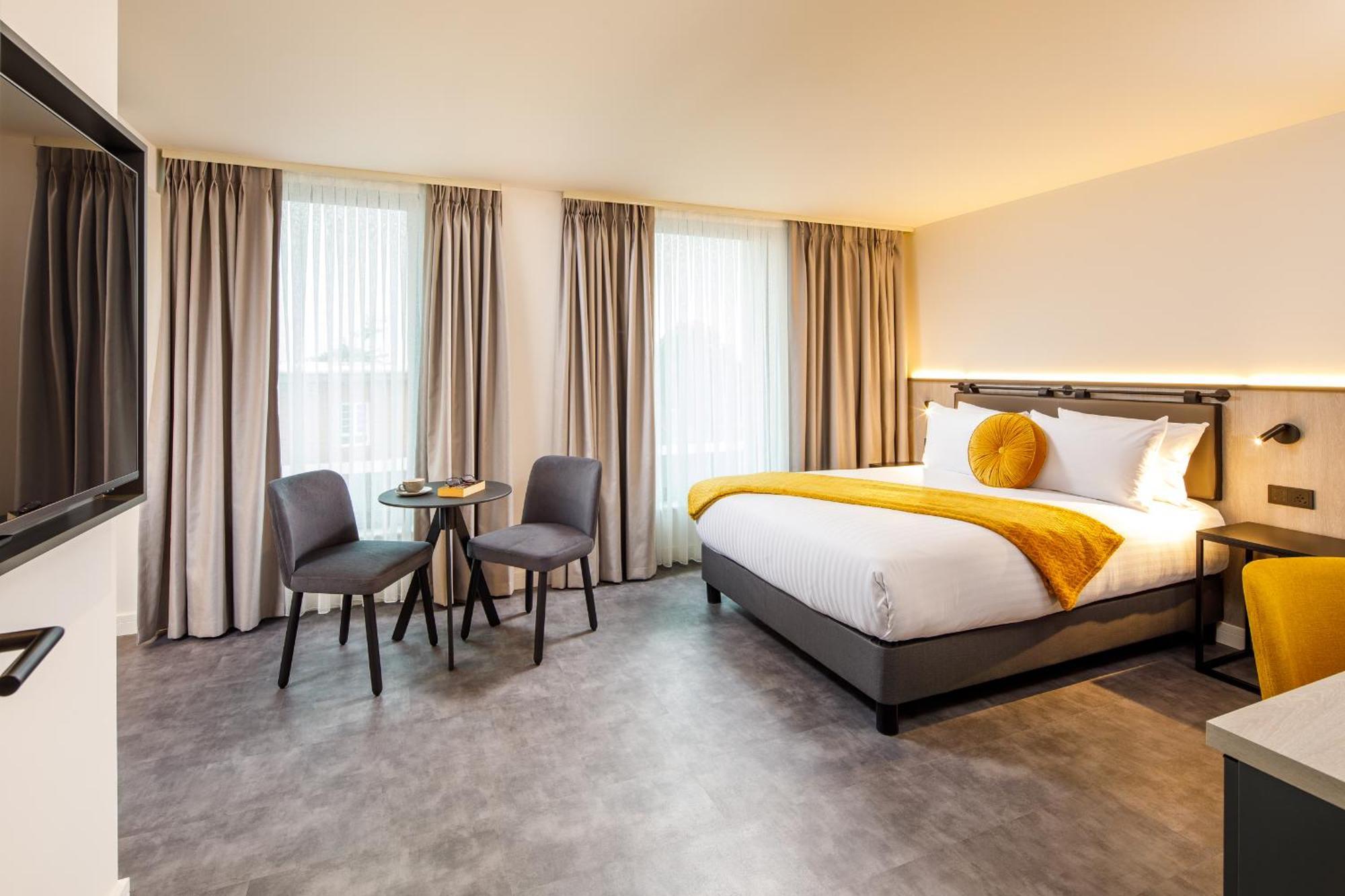 Southgate Hotel London East Barnet Dış mekan fotoğraf