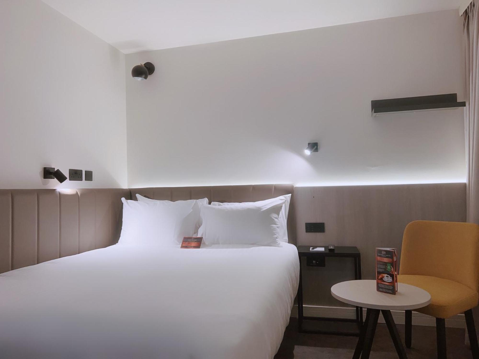 Southgate Hotel London East Barnet Dış mekan fotoğraf